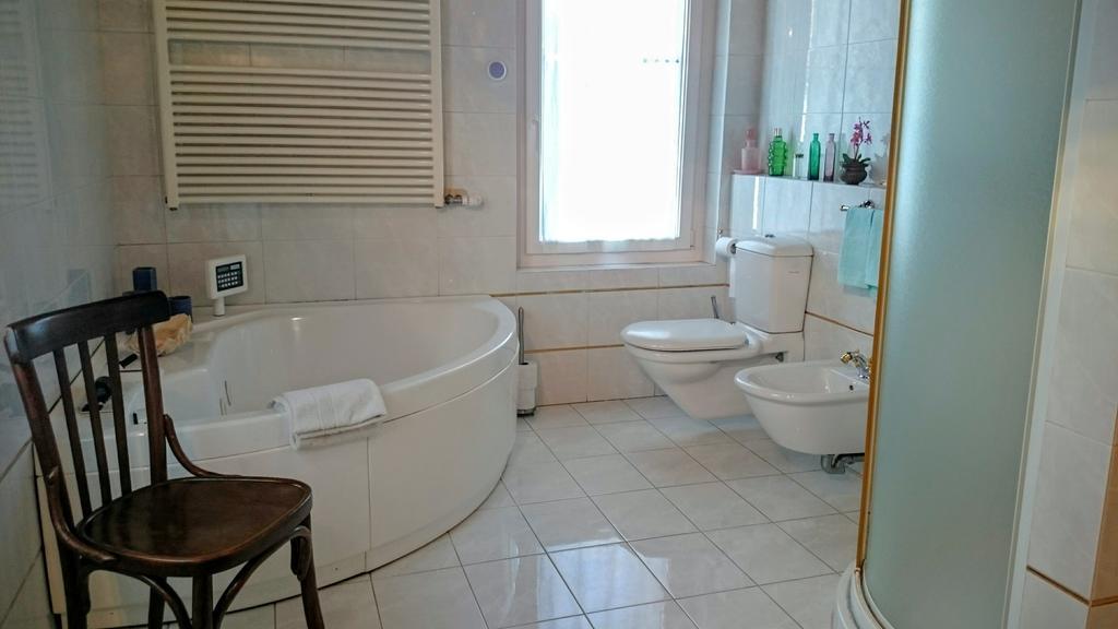 B&B Villa Dei Pini Domegliara エクステリア 写真